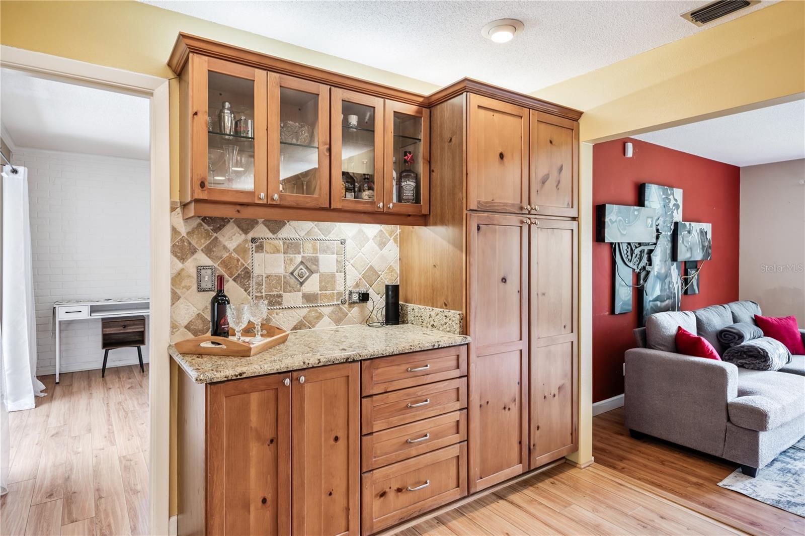 Image 11 of 55 For 3102 Cecelia Drive