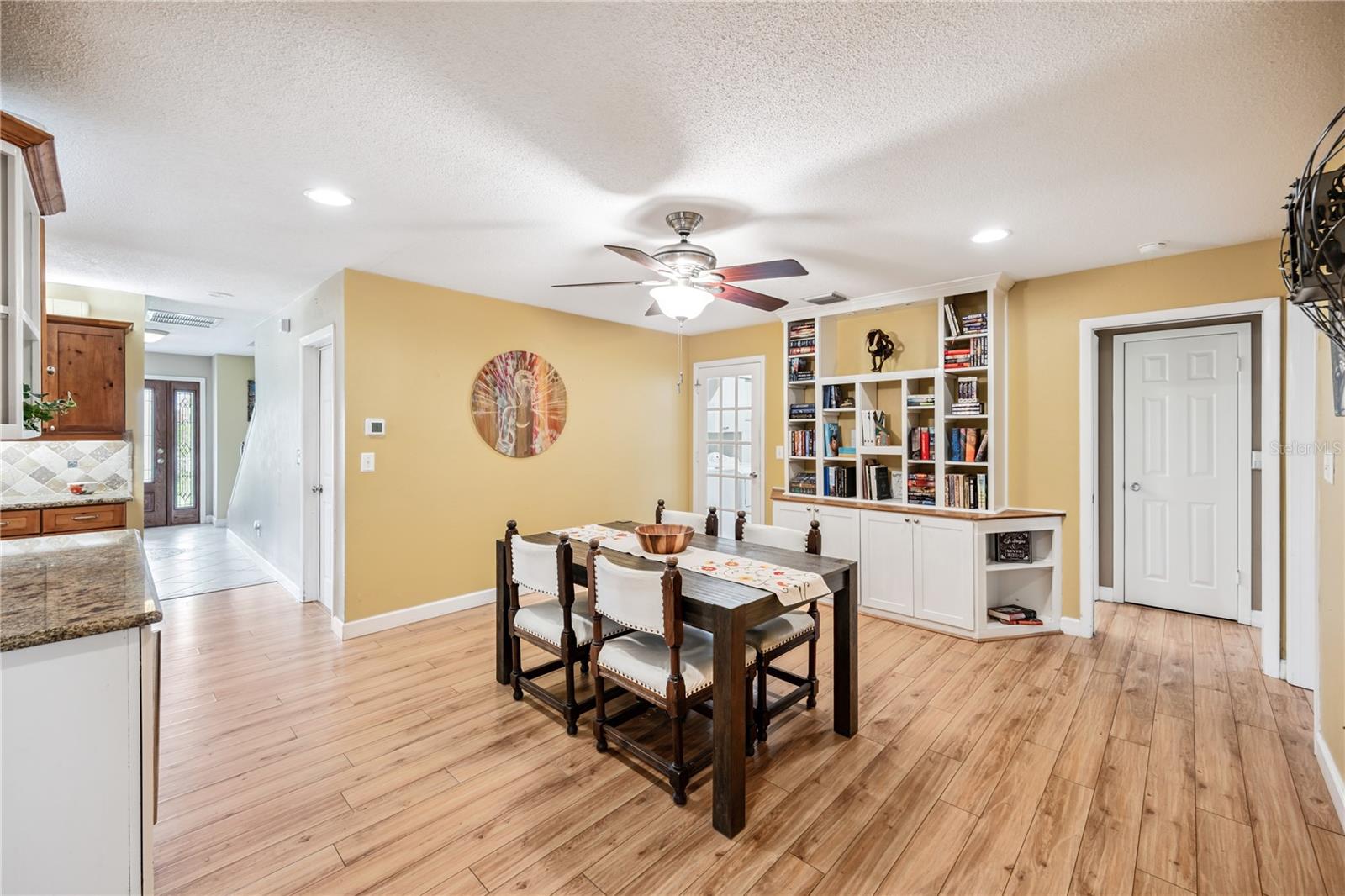 Image 13 of 55 For 3102 Cecelia Drive