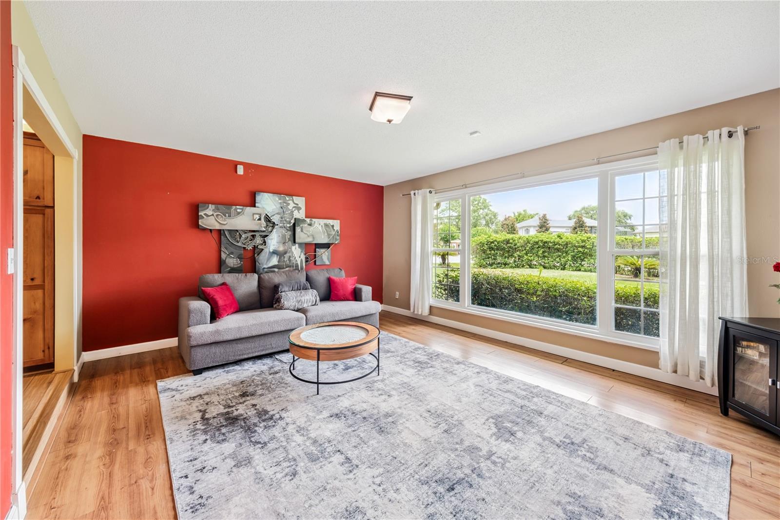 Image 6 of 55 For 3102 Cecelia Drive