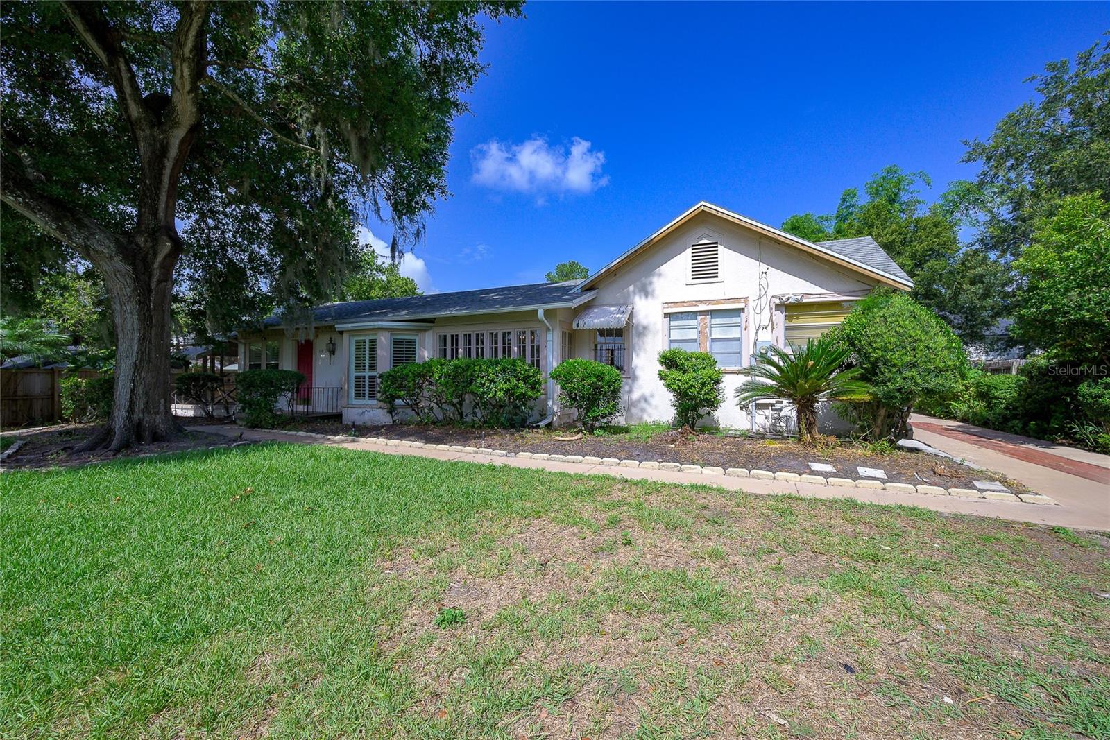 Image 2 of 39 For 1621 Sunnyside Drive