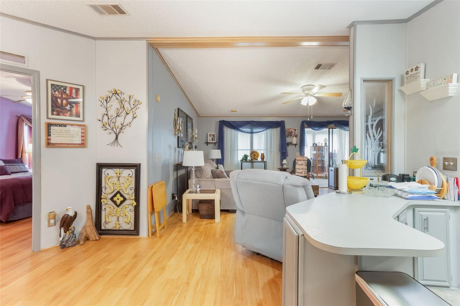 Image 15 of 18 For 5305 Ingleside