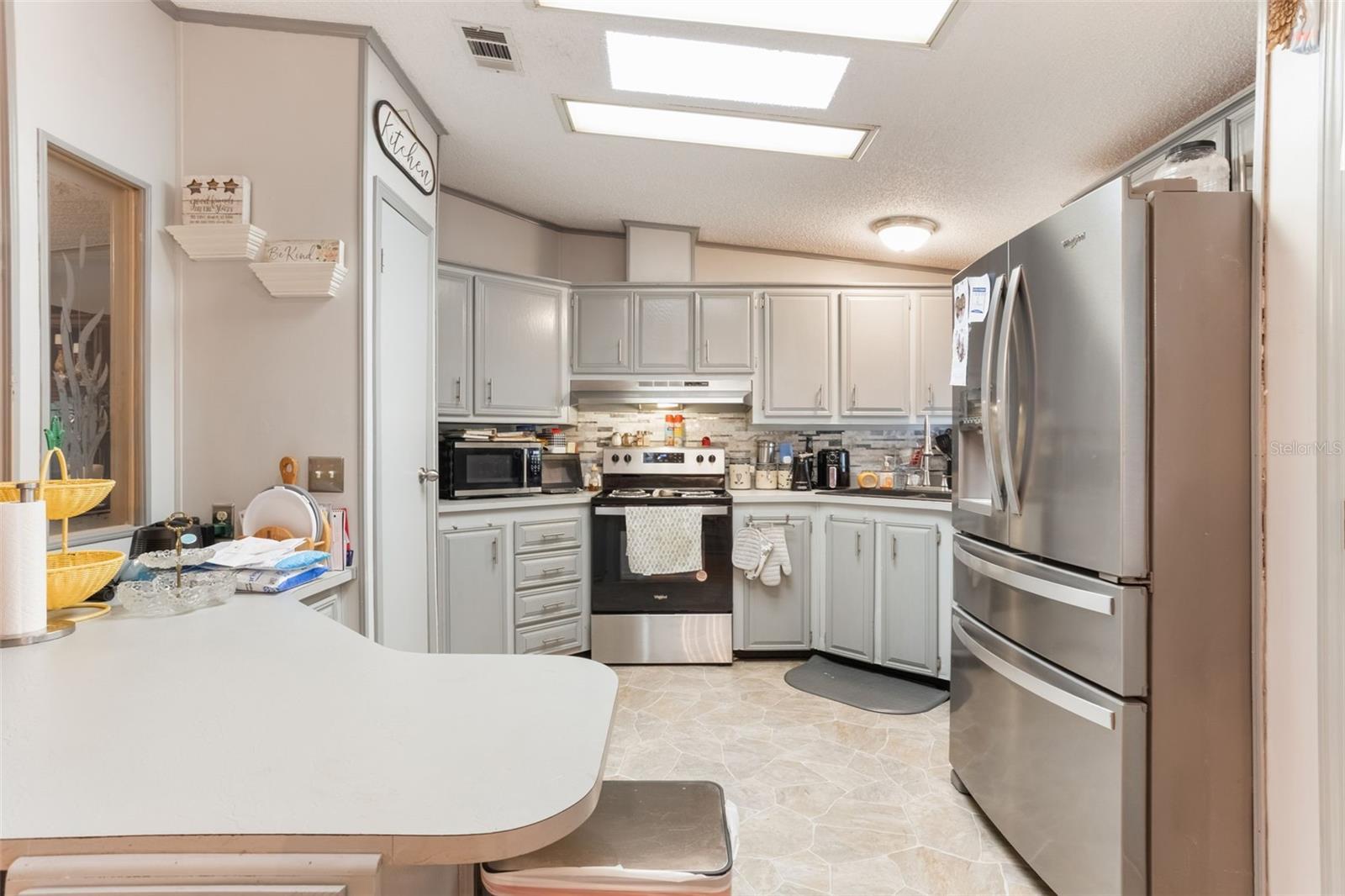 Image 6 of 18 For 5305 Ingleside
