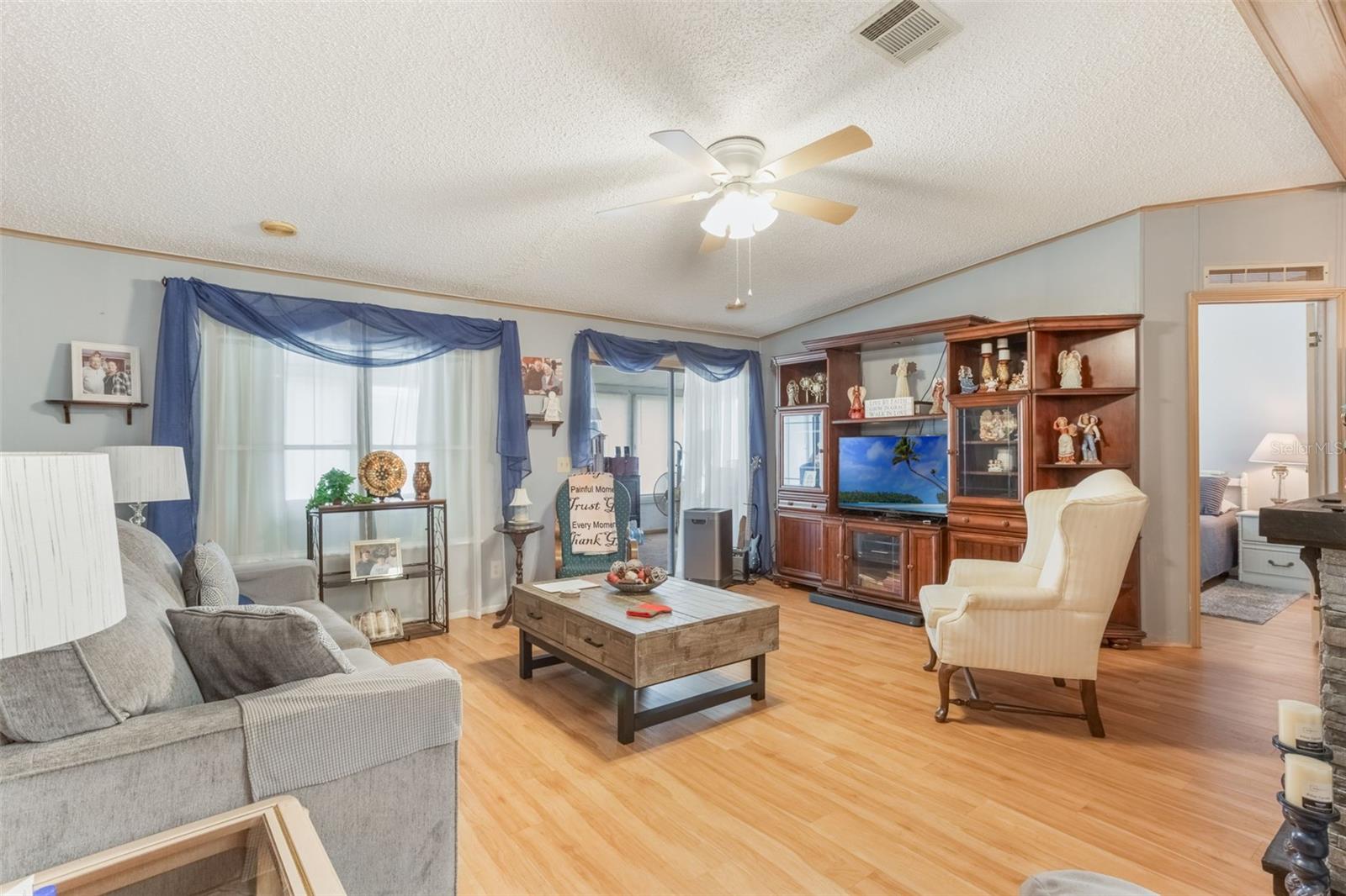 Image 8 of 18 For 5305 Ingleside