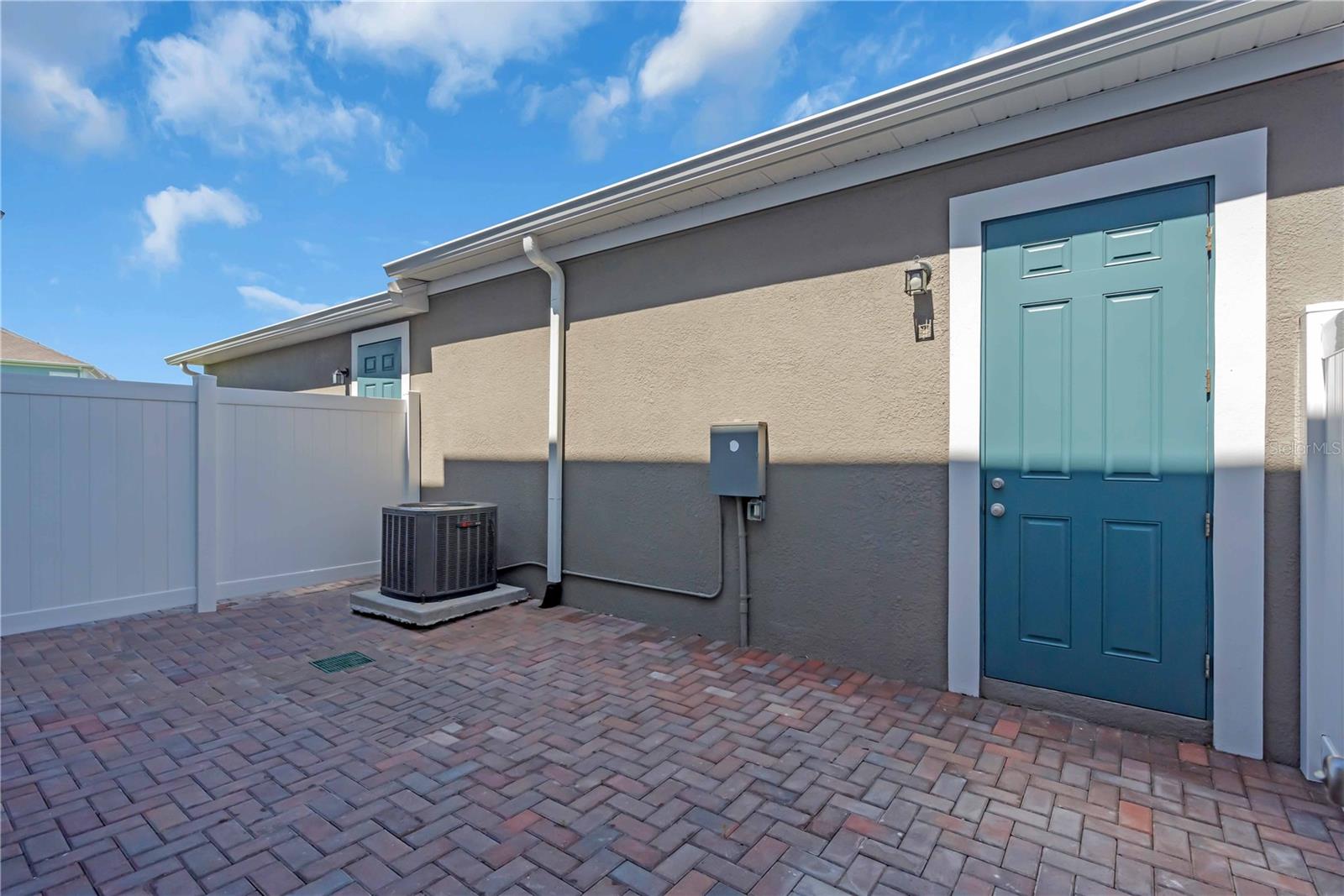 Image 16 of 16 For 17322 Alderwood Lane