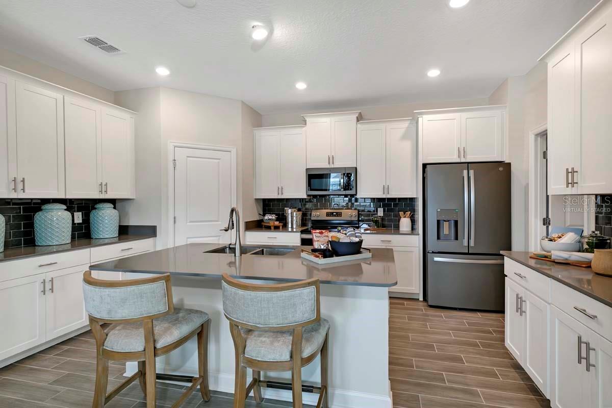 Image 3 of 29 For 2519 Peace Of Mind Avenue