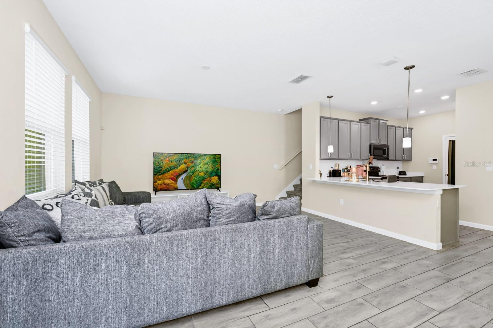Image 13 of 43 For 10070 Red Eagle Drive