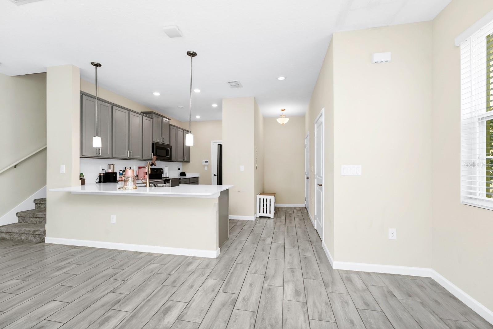 Image 14 of 43 For 10070 Red Eagle Drive