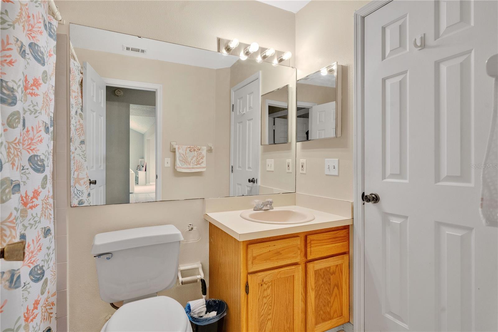 Image 15 of 44 For 900 Northern Dancer Way 204