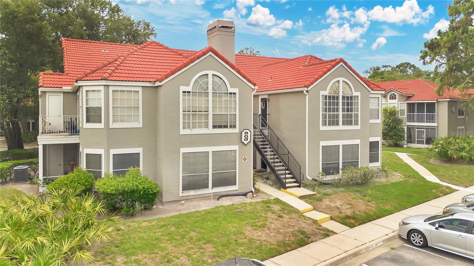 Image 4 of 44 For 900 Northern Dancer Way 204