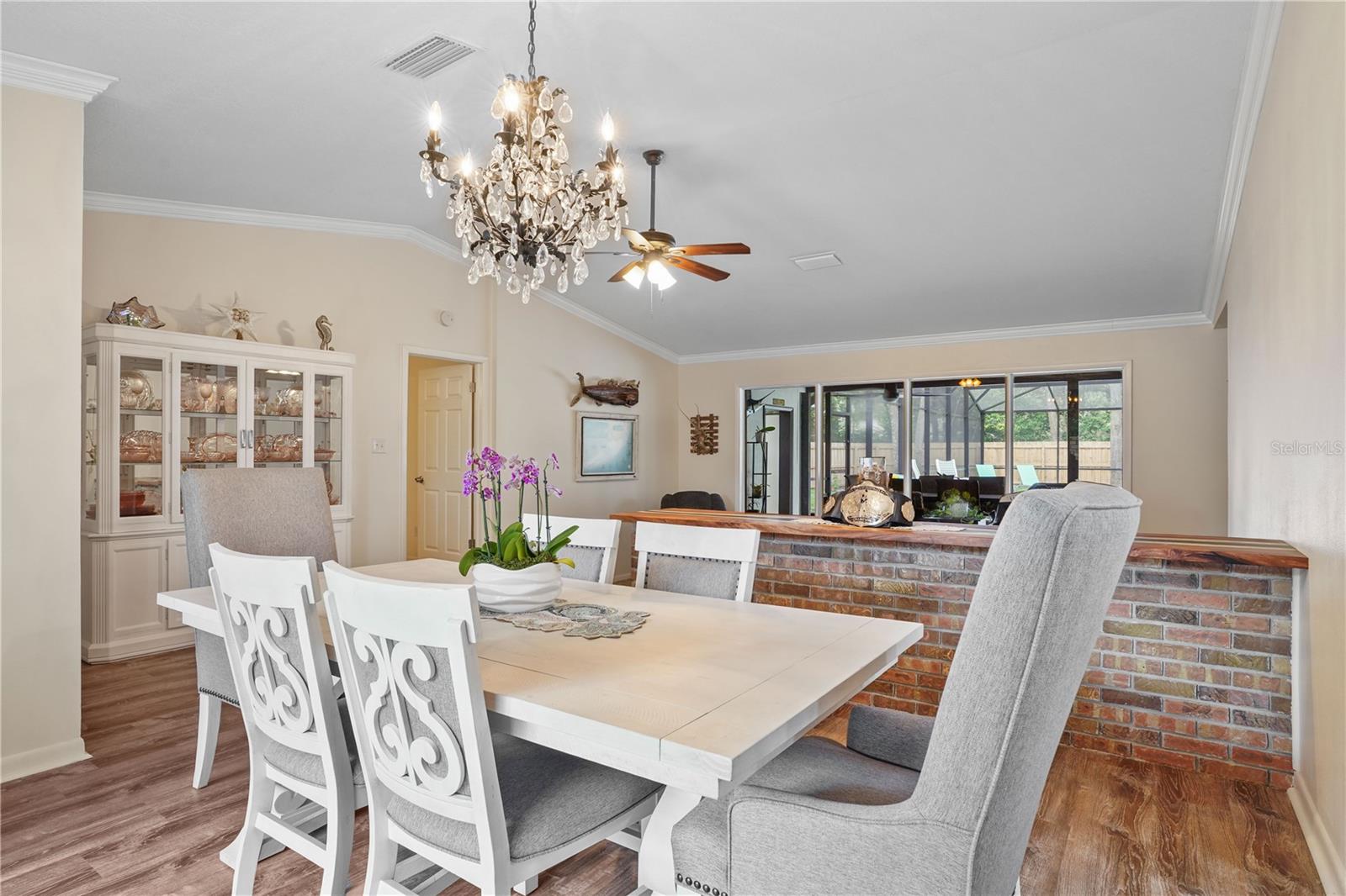 Image 11 of 54 For 203 Sweetwater Boulevard