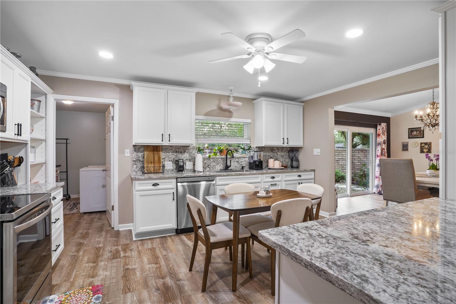 Image 15 of 54 For 203 Sweetwater Boulevard