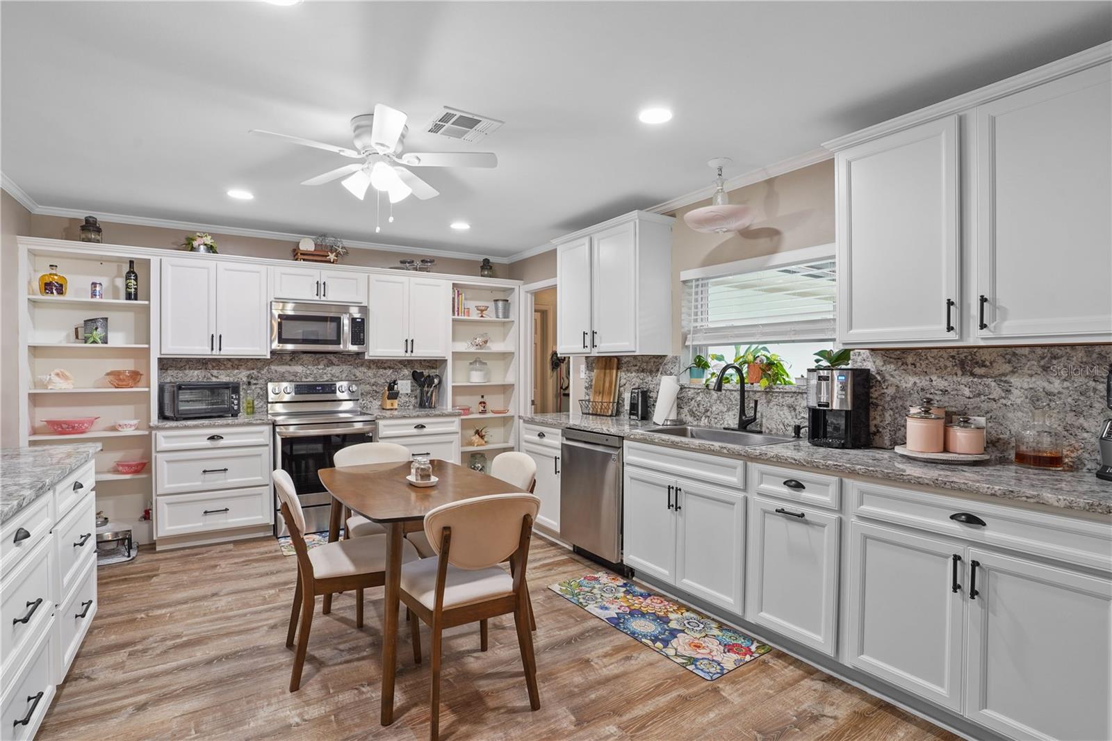 Image 16 of 54 For 203 Sweetwater Boulevard