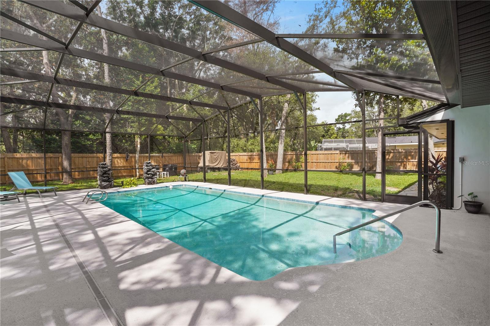 Image 37 of 54 For 203 Sweetwater Boulevard