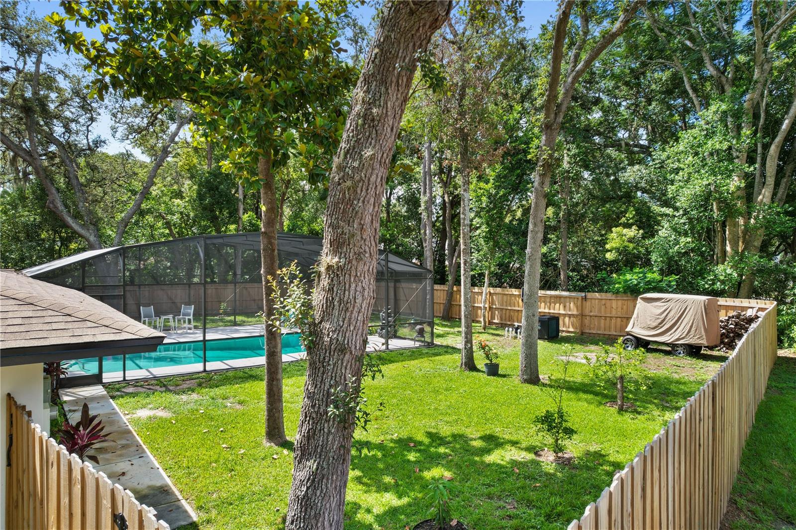 Image 40 of 54 For 203 Sweetwater Boulevard