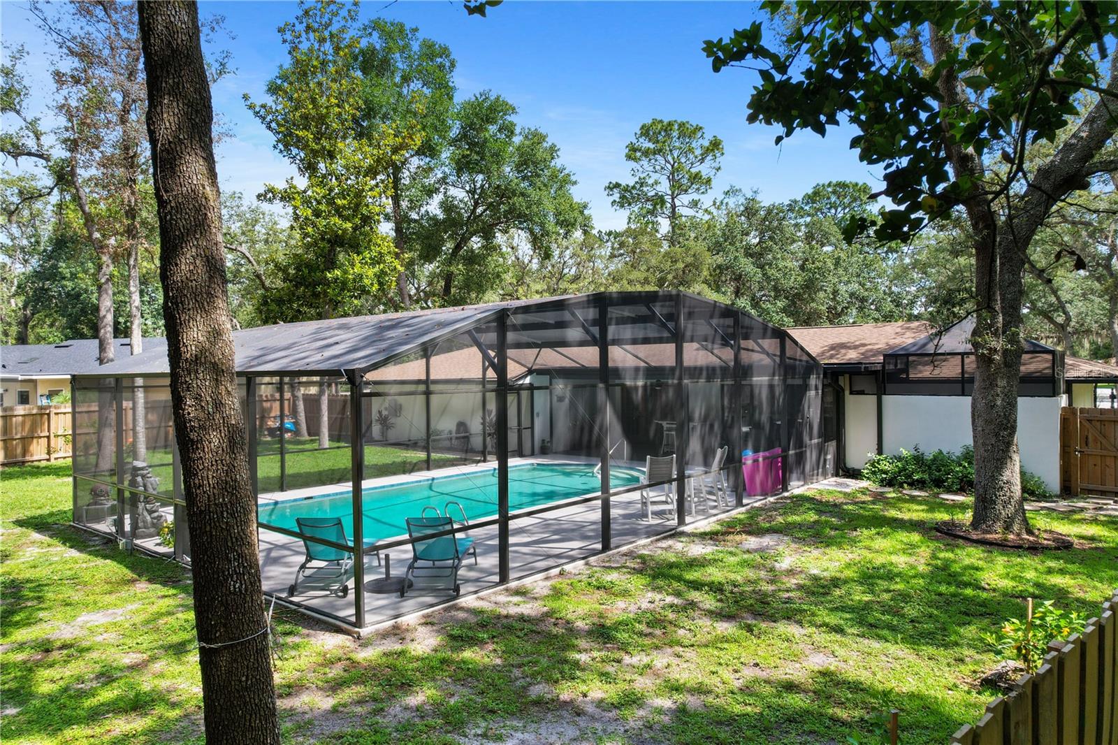 Image 42 of 54 For 203 Sweetwater Boulevard