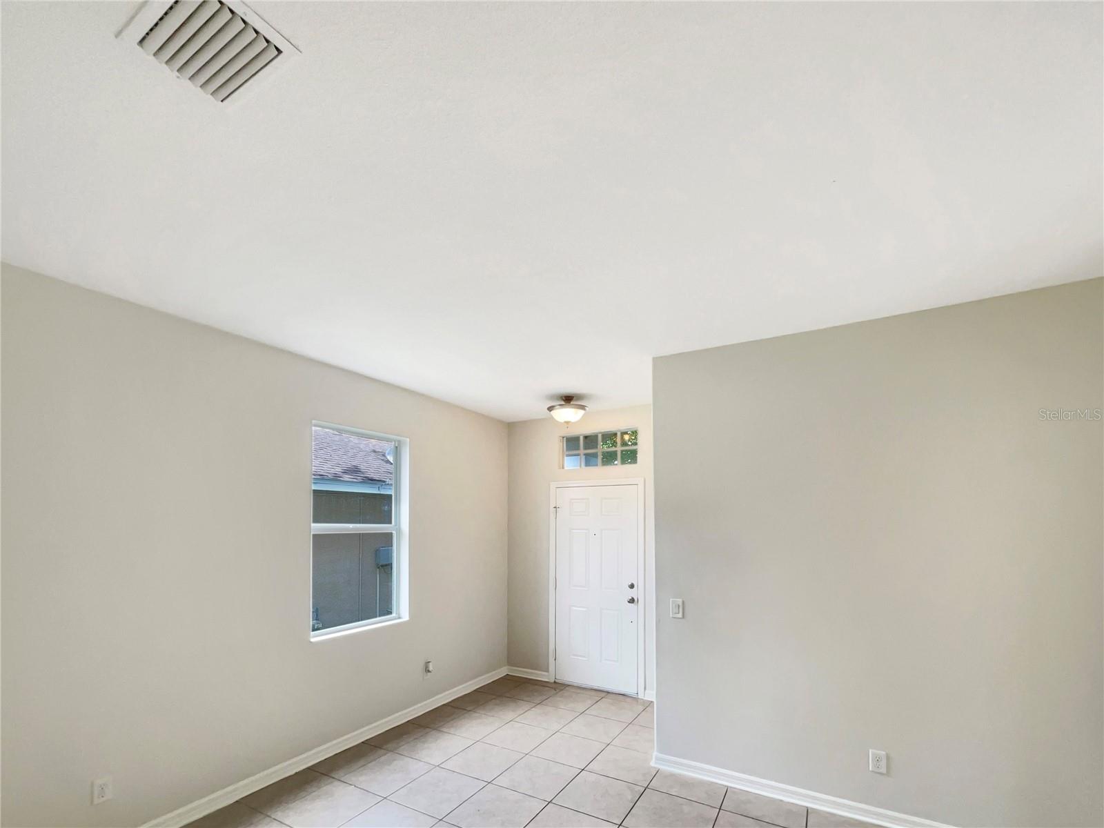 Image 12 of 27 For 10429 Avelar Ridge Drive