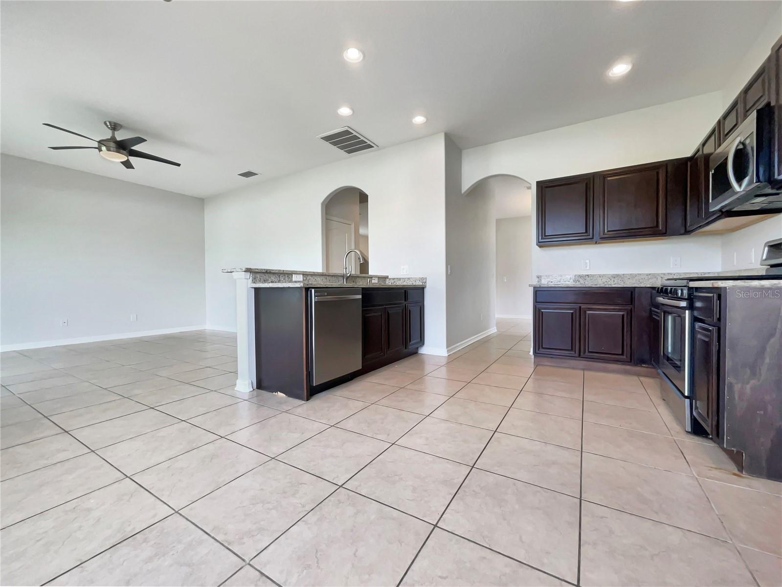Image 15 of 27 For 10429 Avelar Ridge Drive