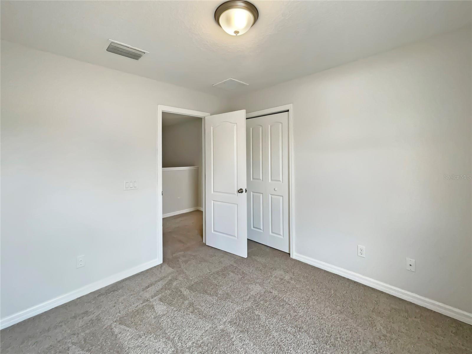 Image 21 of 27 For 10429 Avelar Ridge Drive