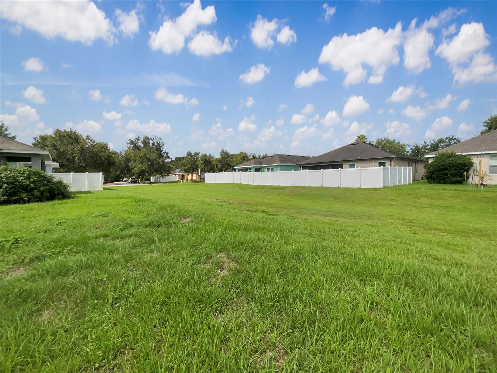 Image 26 of 27 For 10429 Avelar Ridge Drive