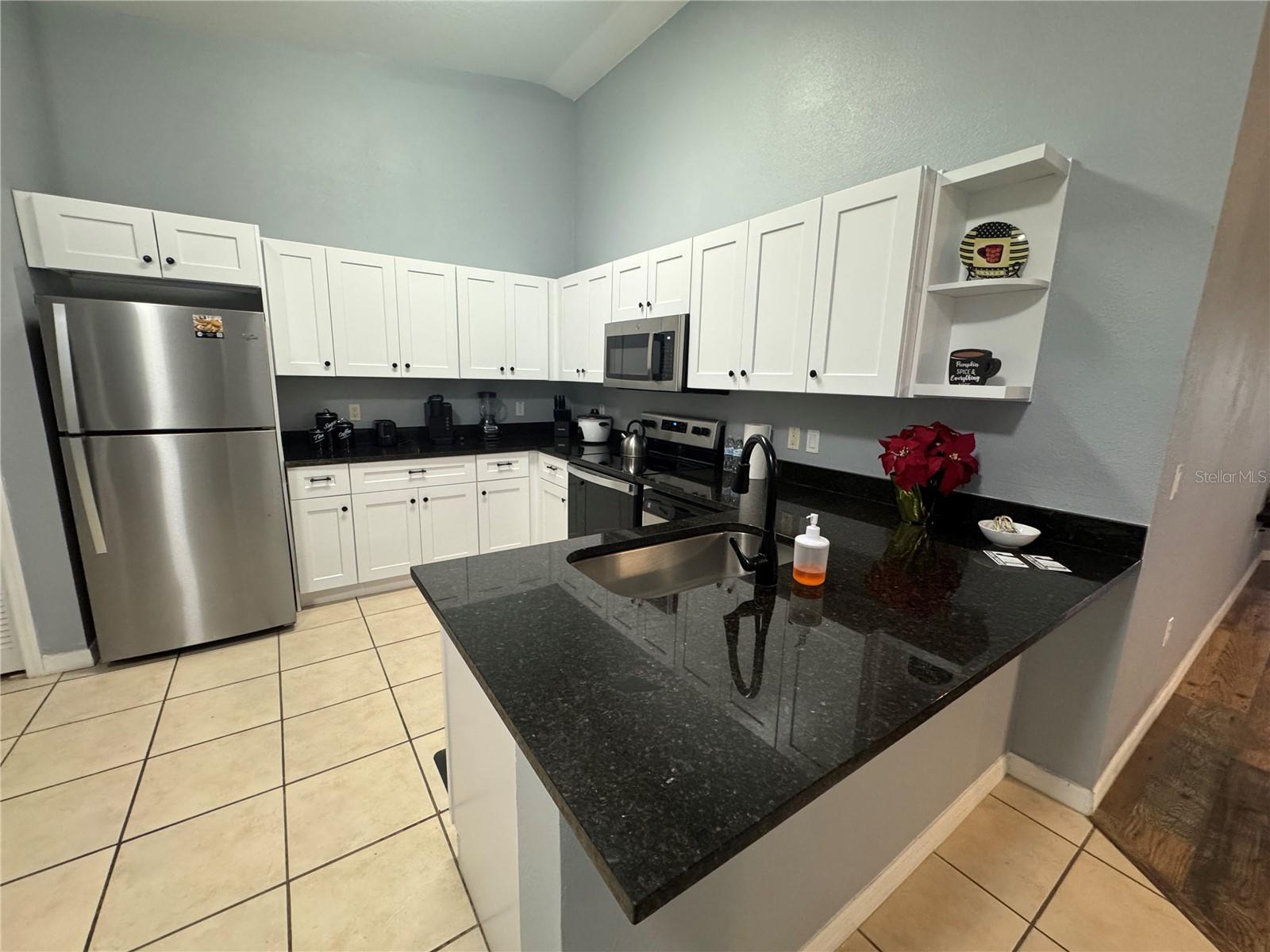 Image 16 of 42 For 2802 Club Cortile Circle B