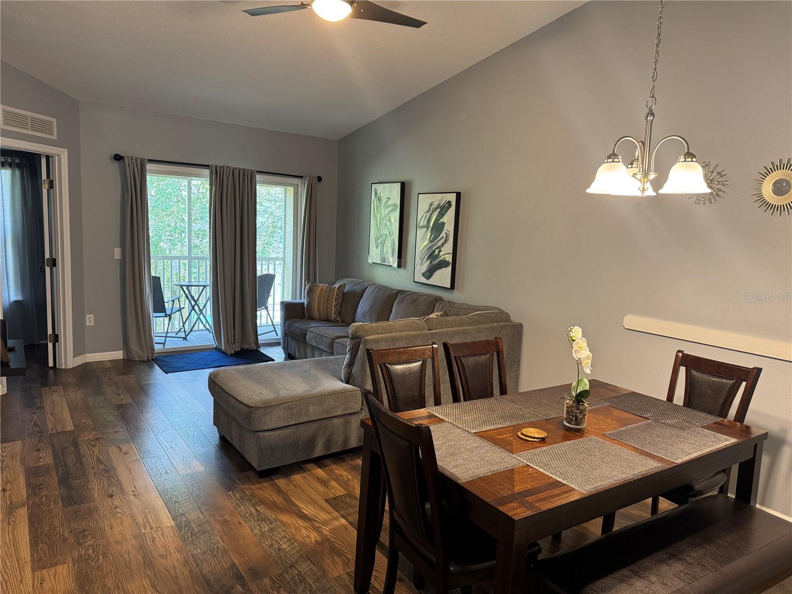 Image 6 of 42 For 2802 Club Cortile Circle B