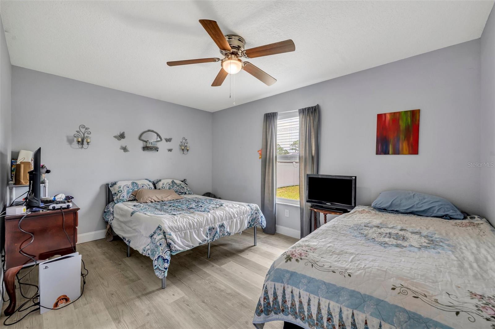 Image 20 of 28 For 3043 Mapleshade Street