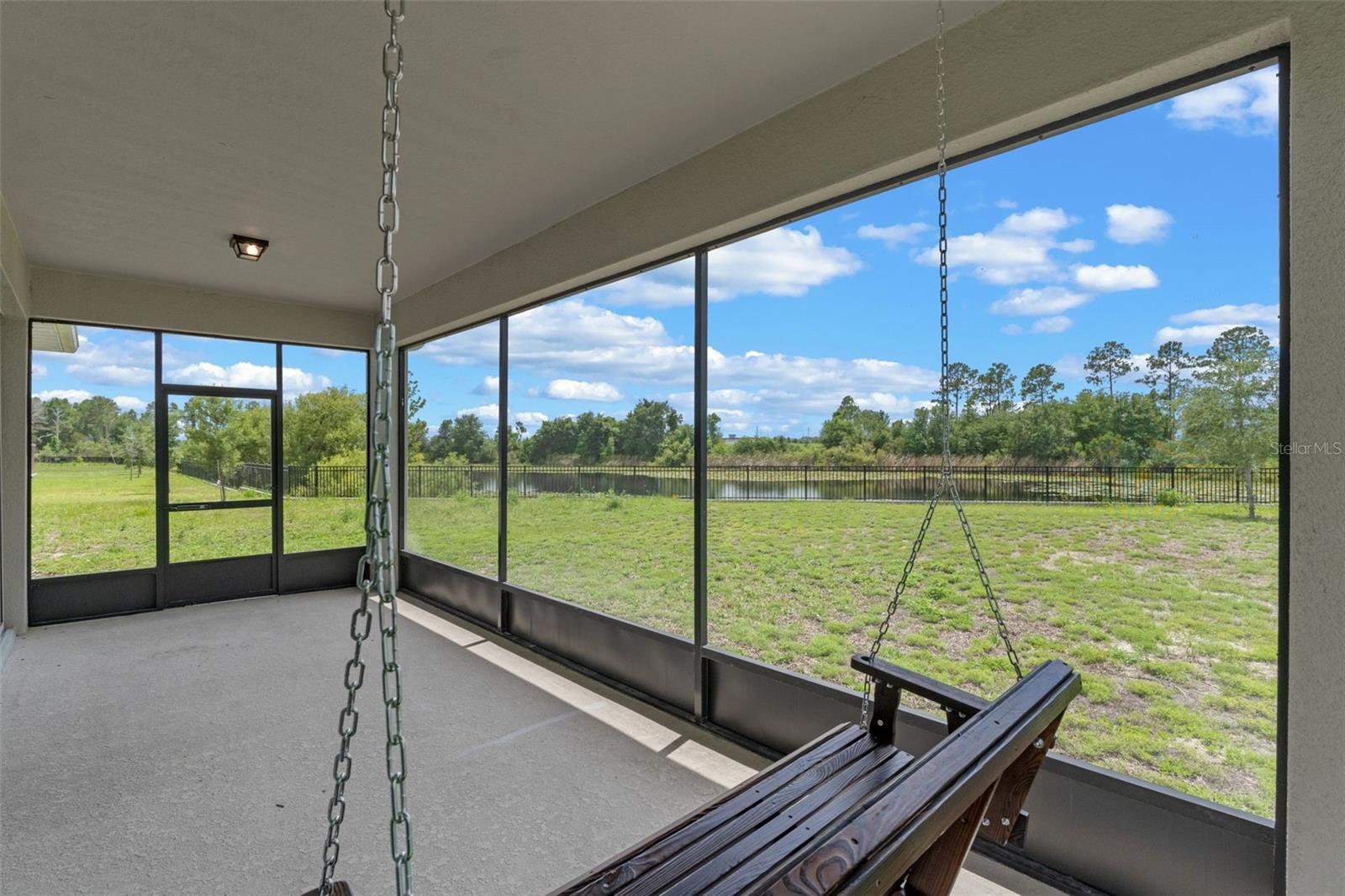 Image 22 of 47 For 17319 Million Lakes Court