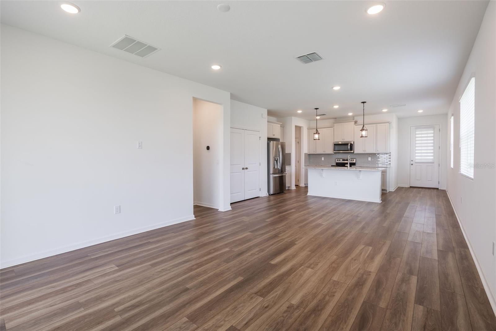 Image 6 of 43 For 3240 Canna Lily Place