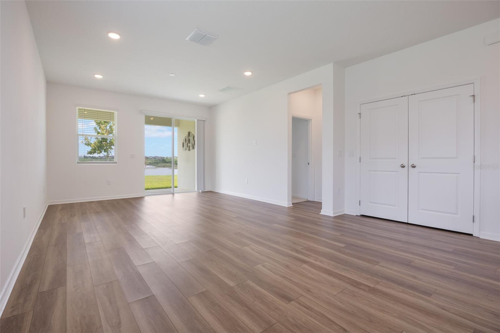 Image 7 of 43 For 3240 Canna Lily Place
