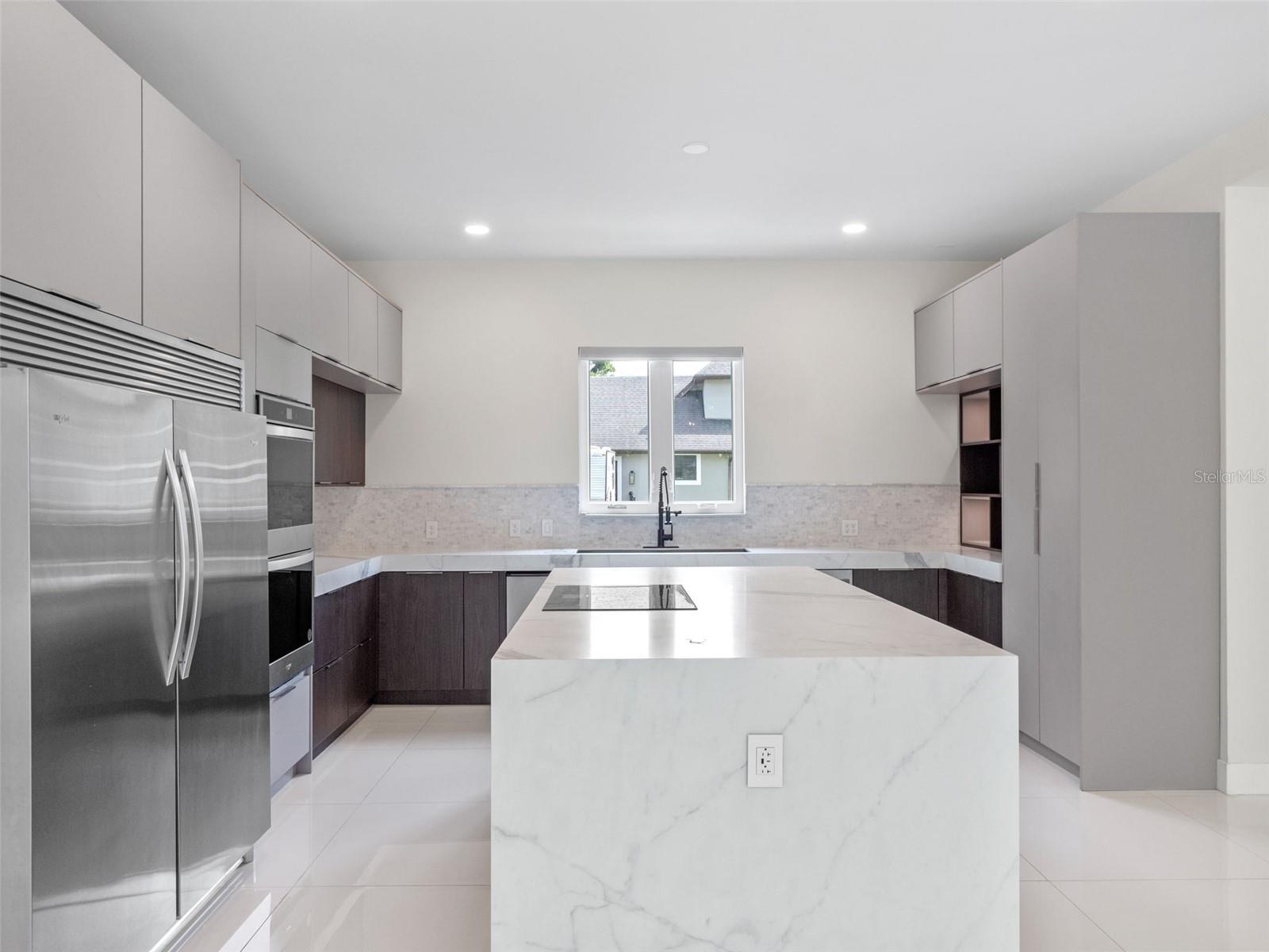 Image 13 of 50 For 1371 Lyndale Boulevard