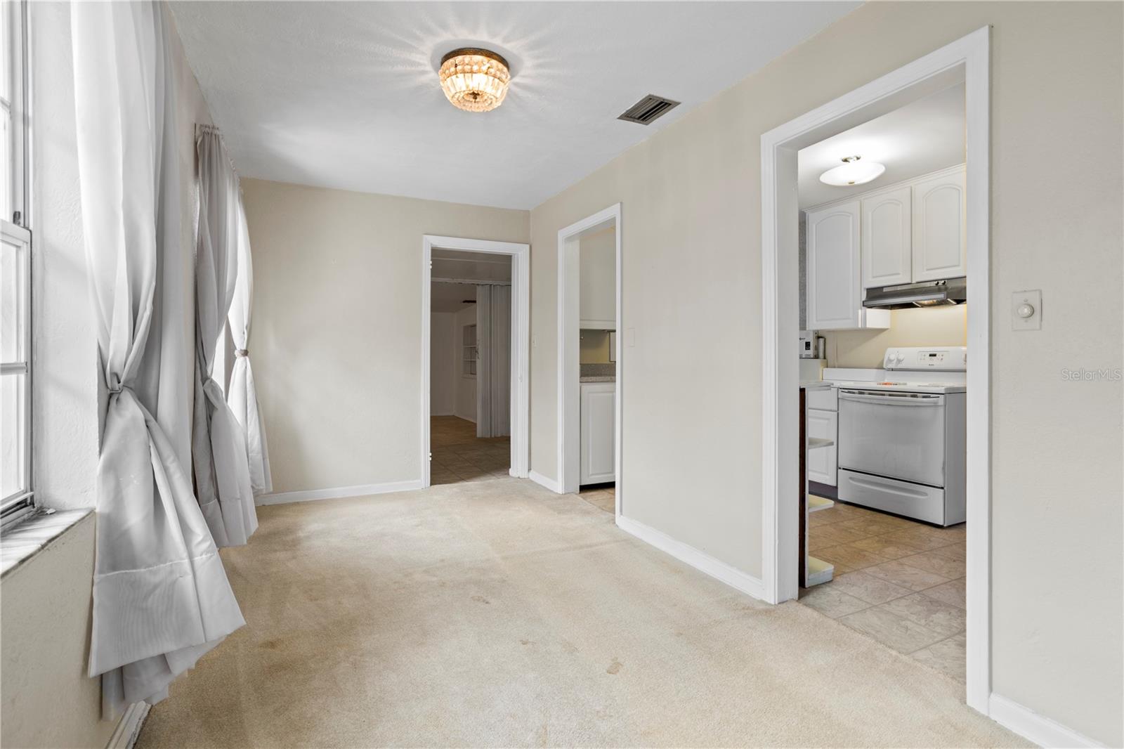 Image 10 of 47 For 3223 Orange Avenue