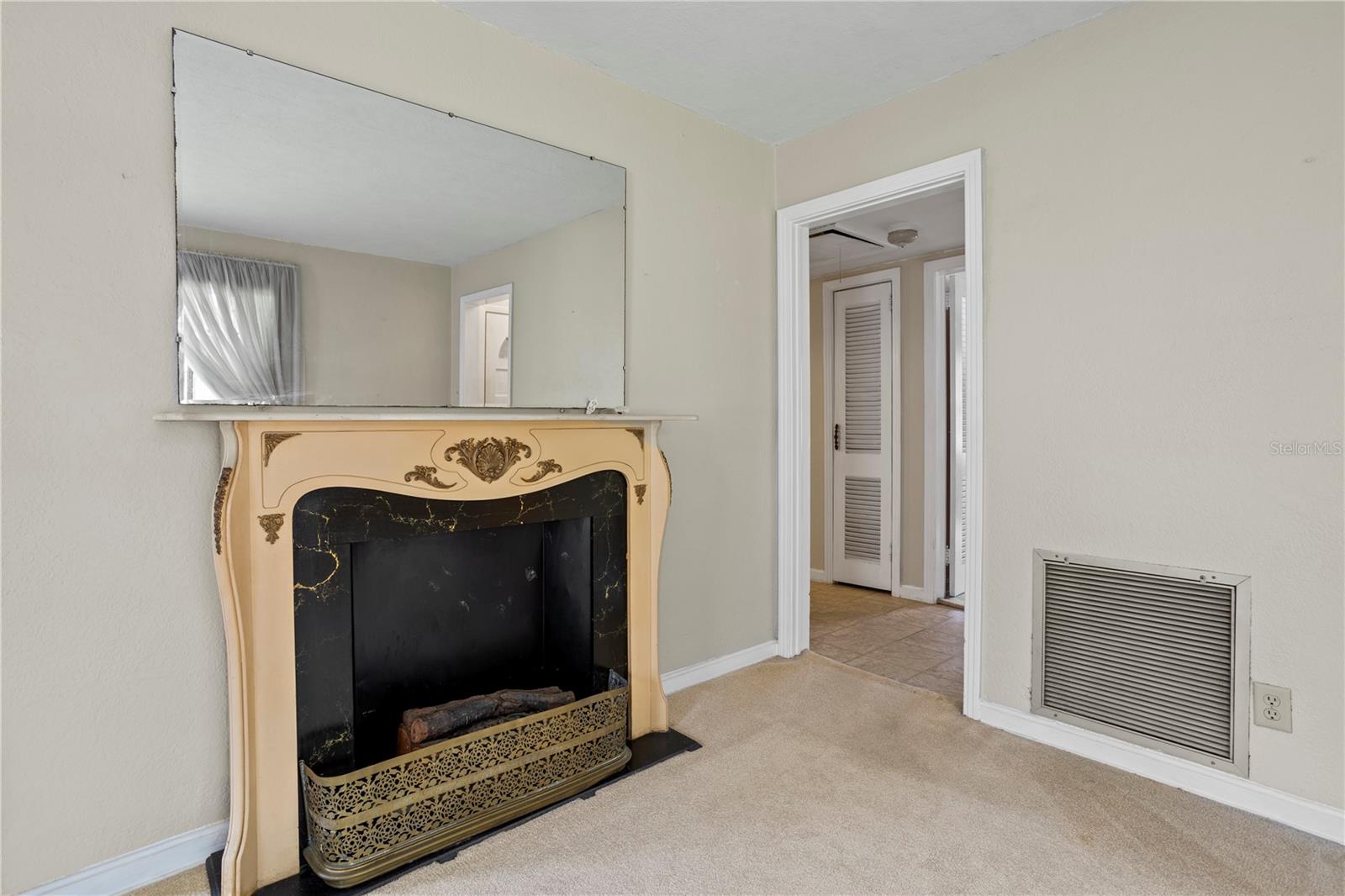 Image 6 of 47 For 3223 Orange Avenue