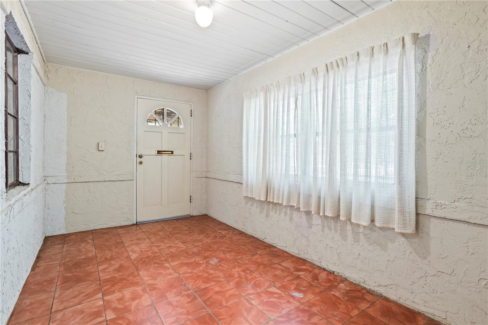 Image 9 of 47 For 3223 Orange Avenue