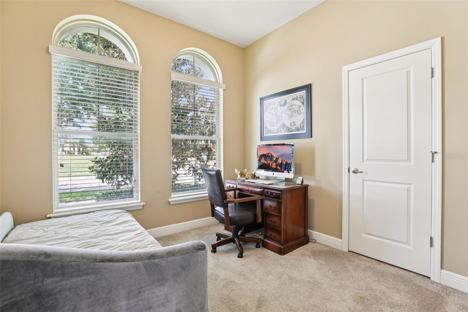 Image 14 of 37 For 9207 Busaco Park Way