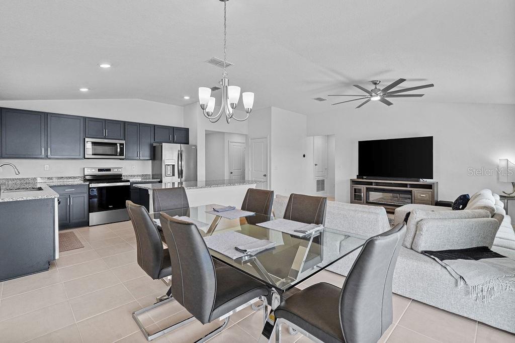Image 25 of 37 For 232 Summerlin Loop