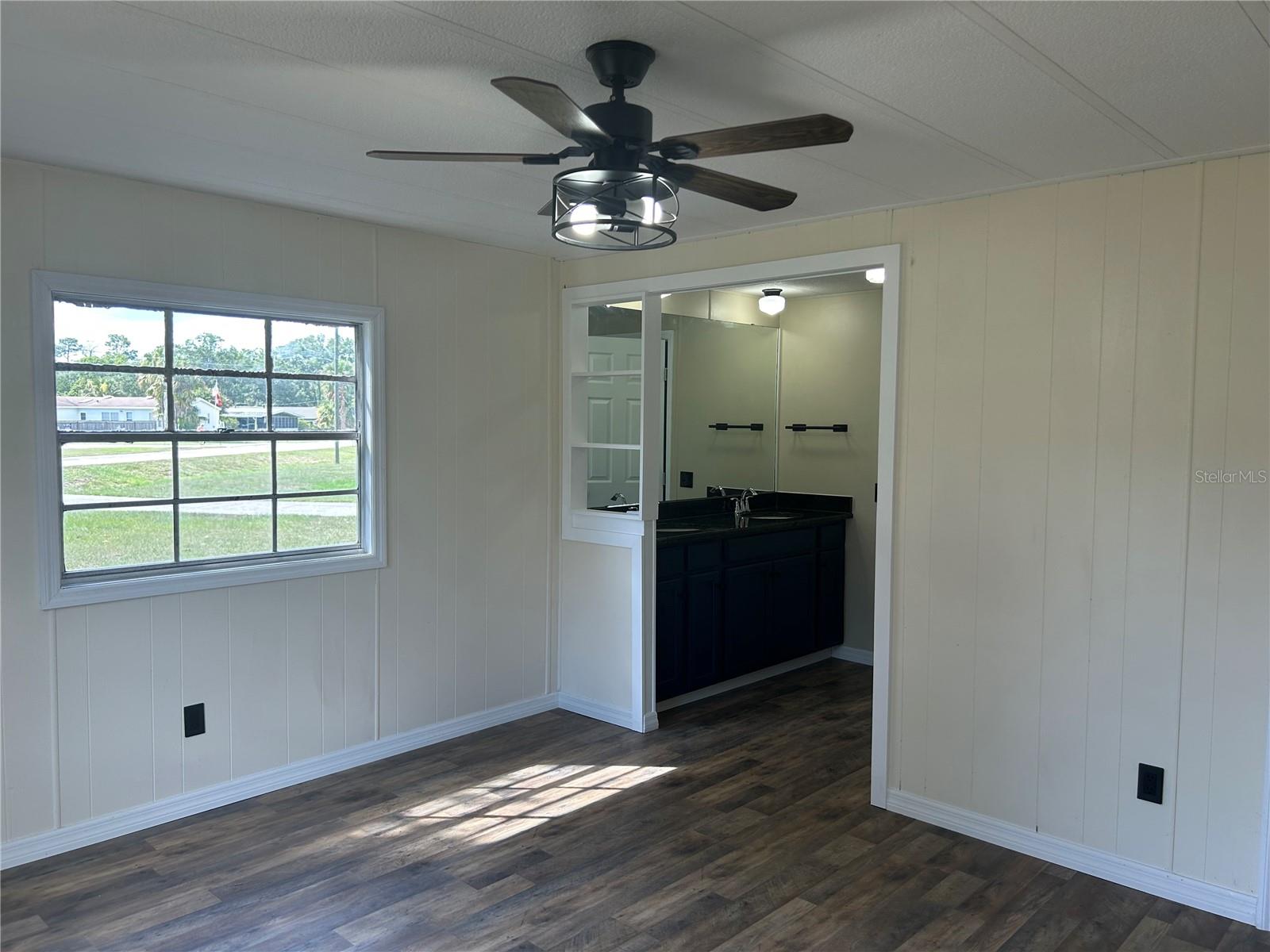 Image 22 of 31 For 2041 173rd Avenue