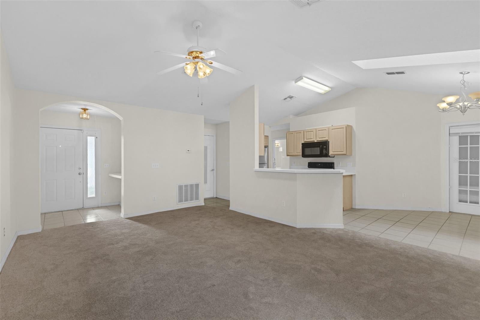 Image 2 of 18 For 2404 20th Terrace