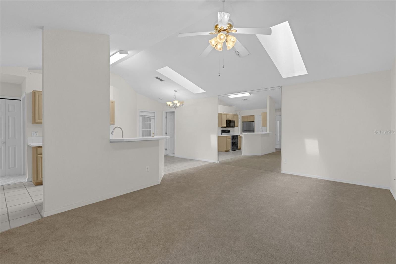 Image 3 of 18 For 2404 20th Terrace