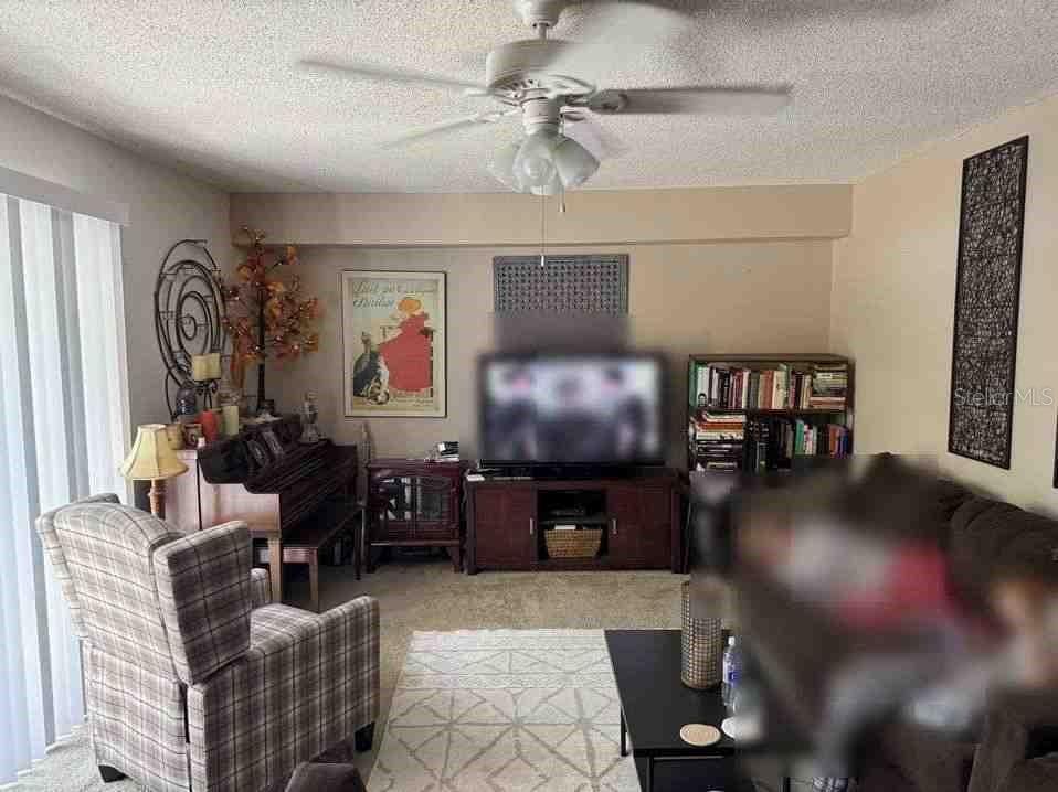 Image 3 of 10 For 5302 Bamboo Court 447