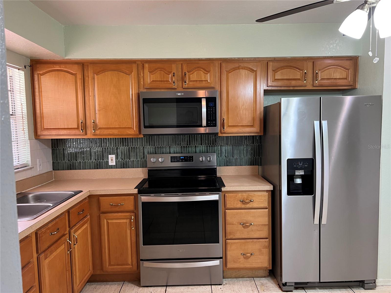 Image 3 of 14 For 518 Jupiter Way