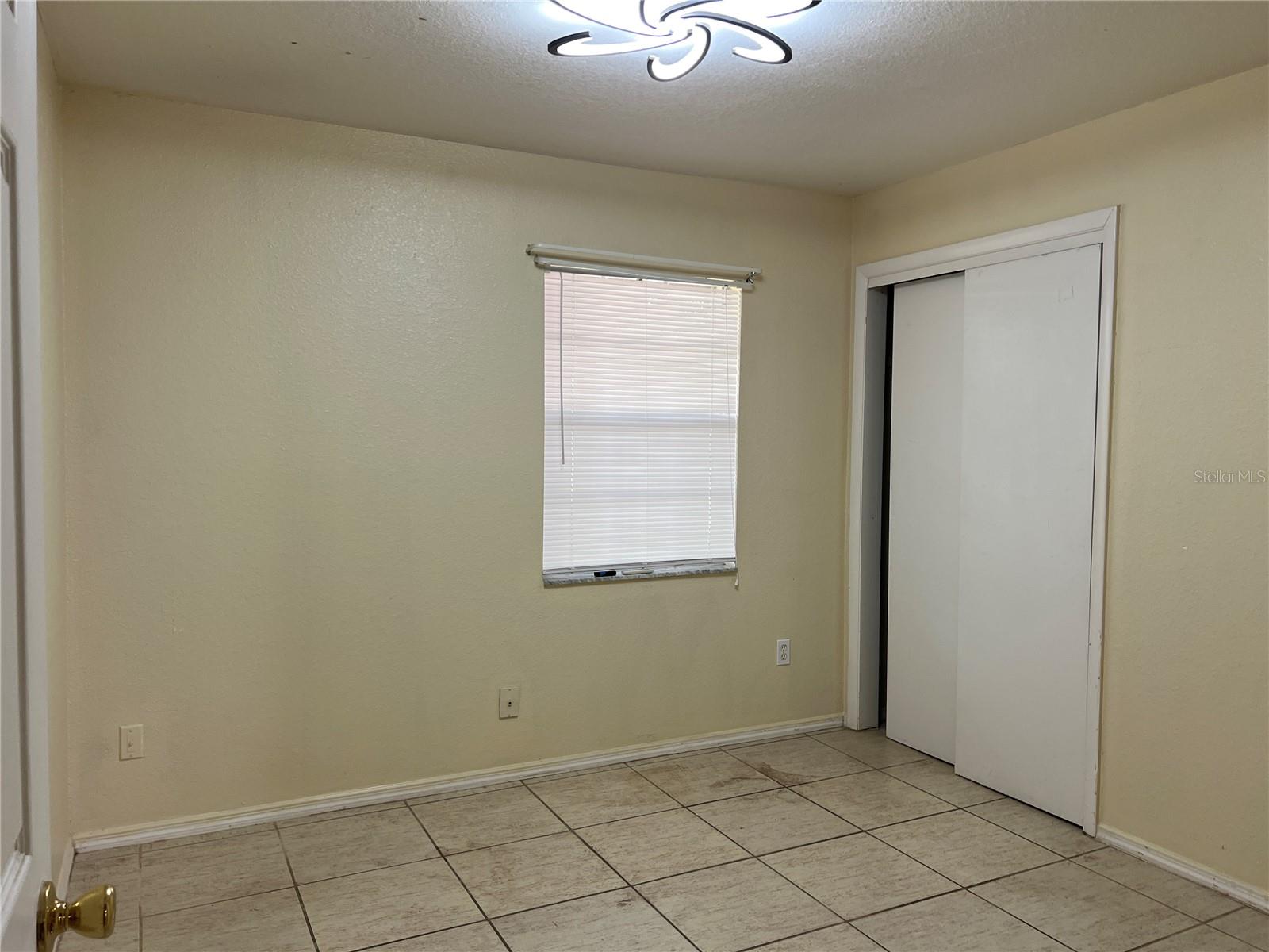 Image 7 of 14 For 518 Jupiter Way