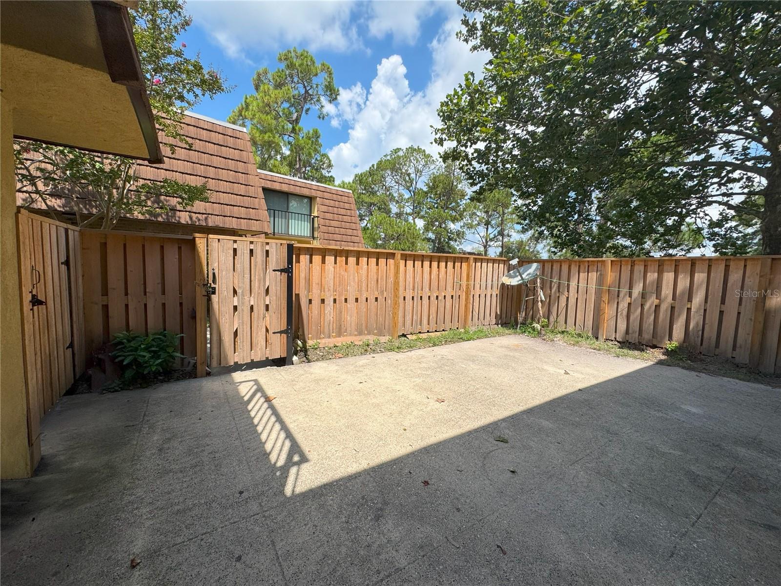 Image 15 of 19 For 5327 Bamboo Court 426