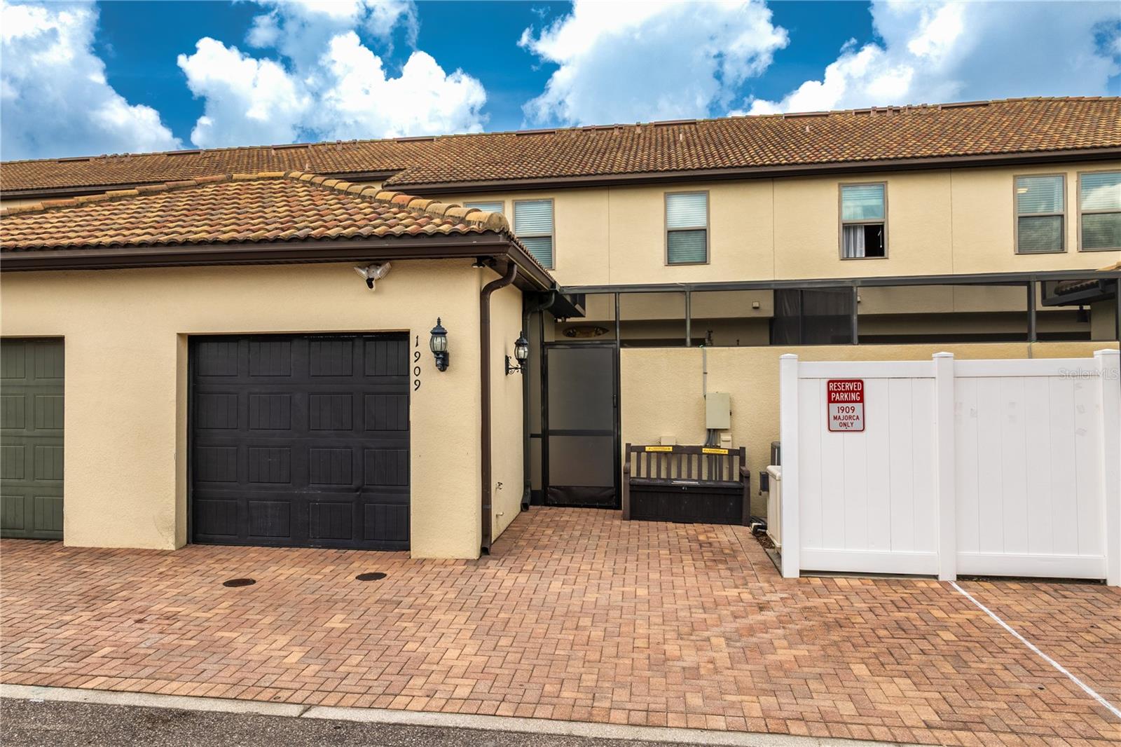 Image 30 of 48 For 1909 Majorca Drive