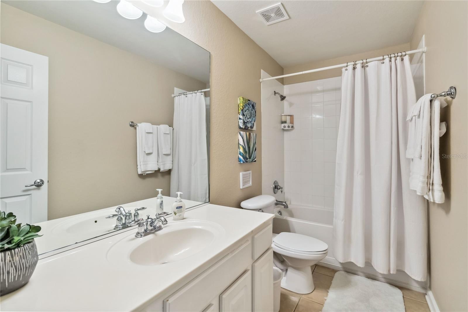 Image 36 of 62 For 2616 Bowring Street