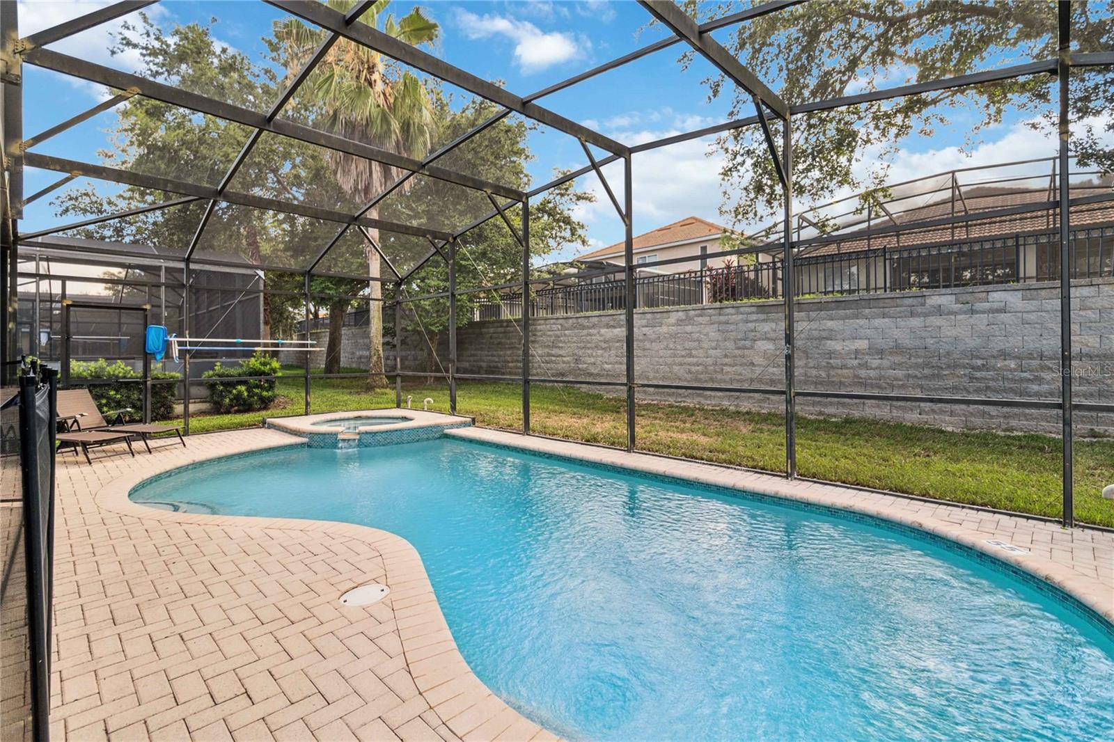 Image 42 of 62 For 2616 Bowring Street
