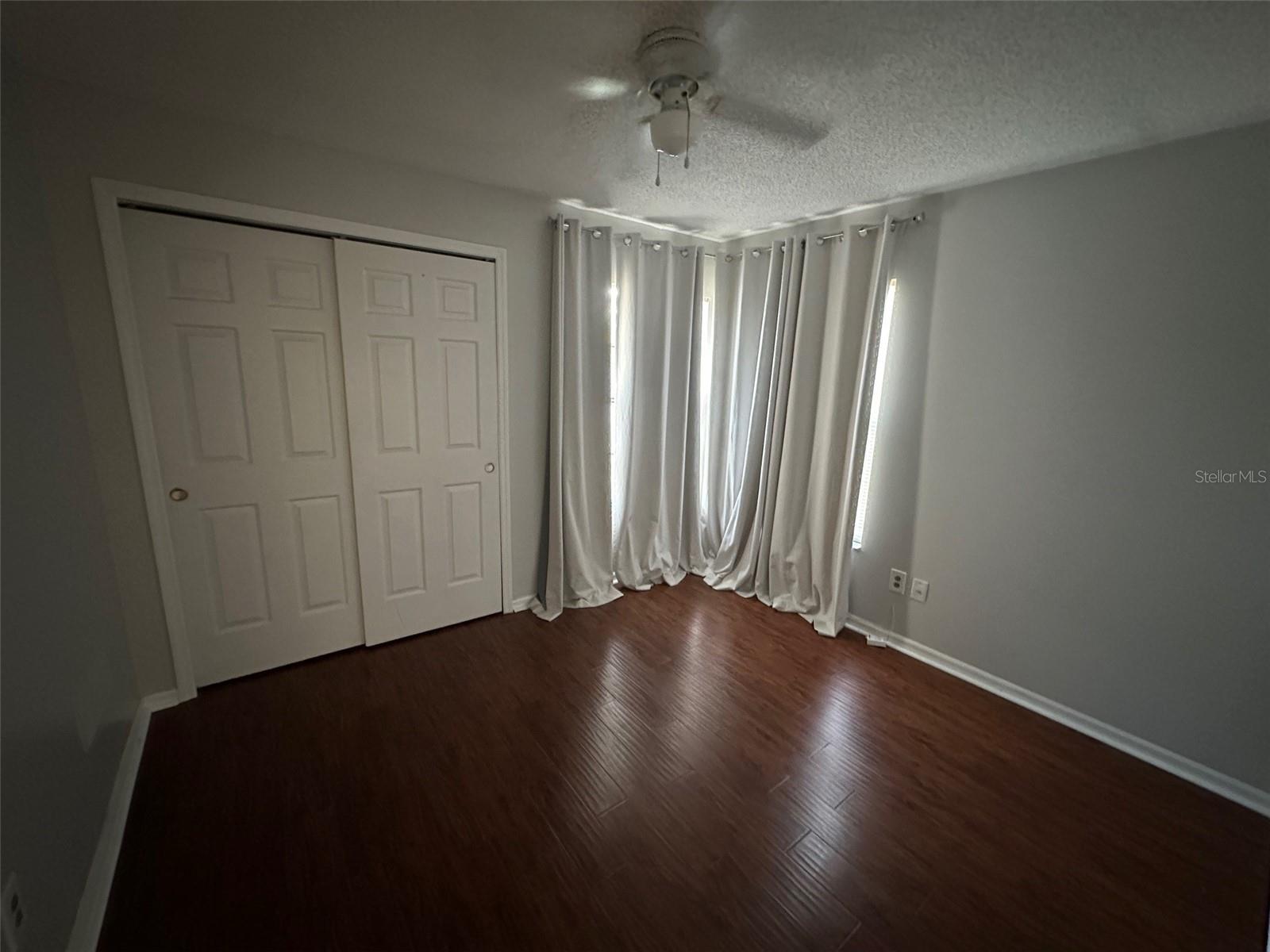 Image 12 of 19 For 3976 Waterview Loop