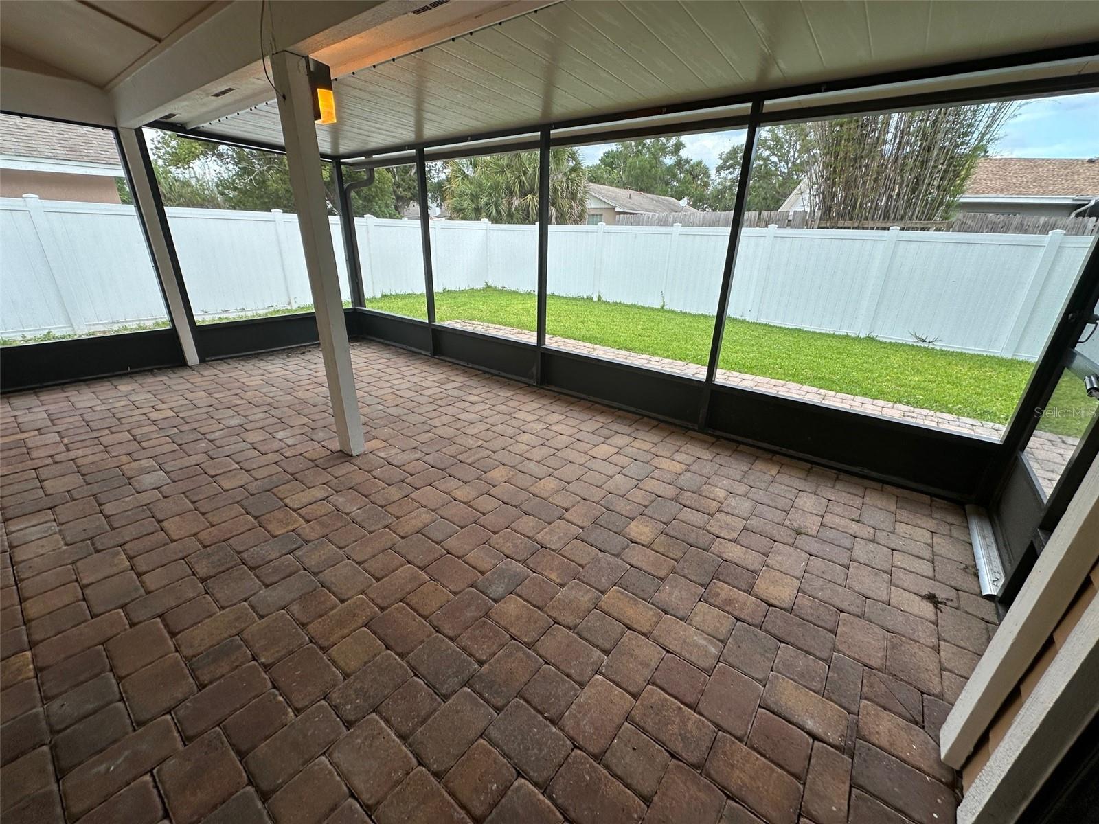 Image 15 of 19 For 3976 Waterview Loop
