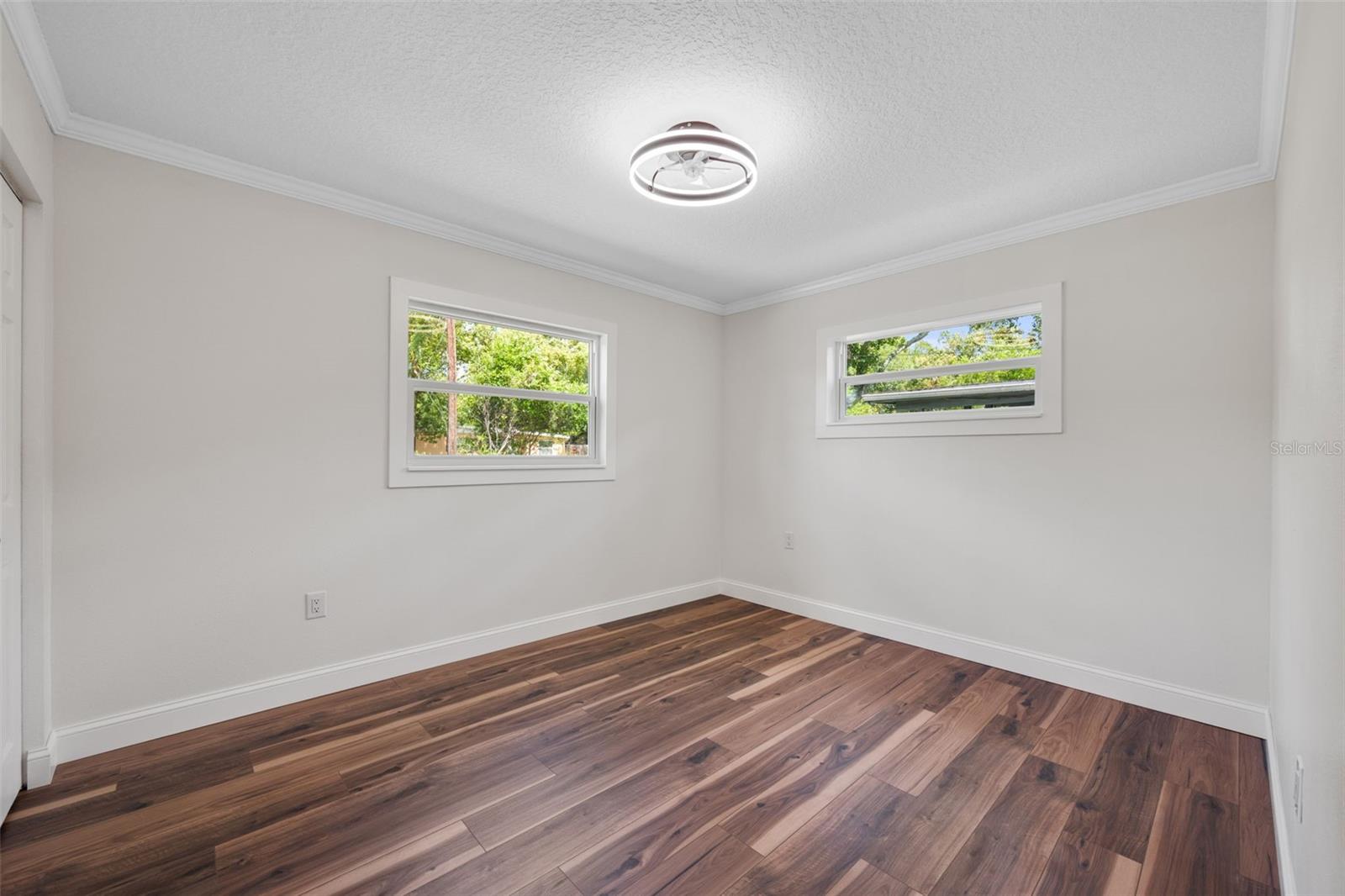 Image 10 of 18 For 709 Suzette Drive