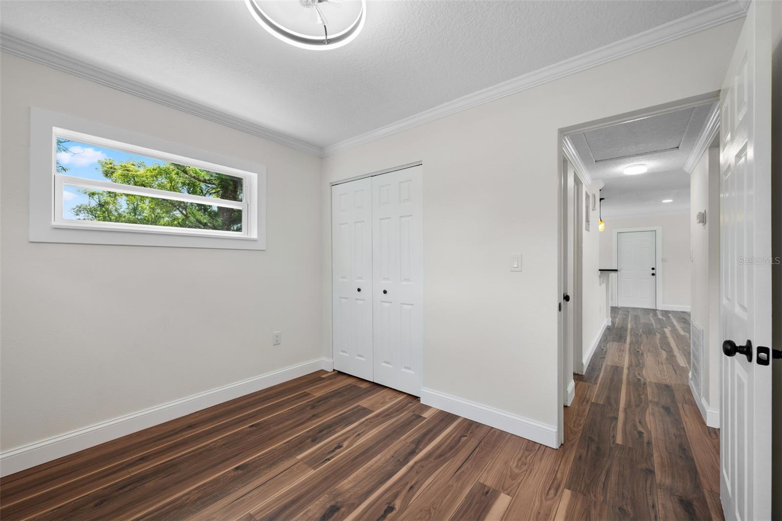 Image 13 of 18 For 709 Suzette Drive