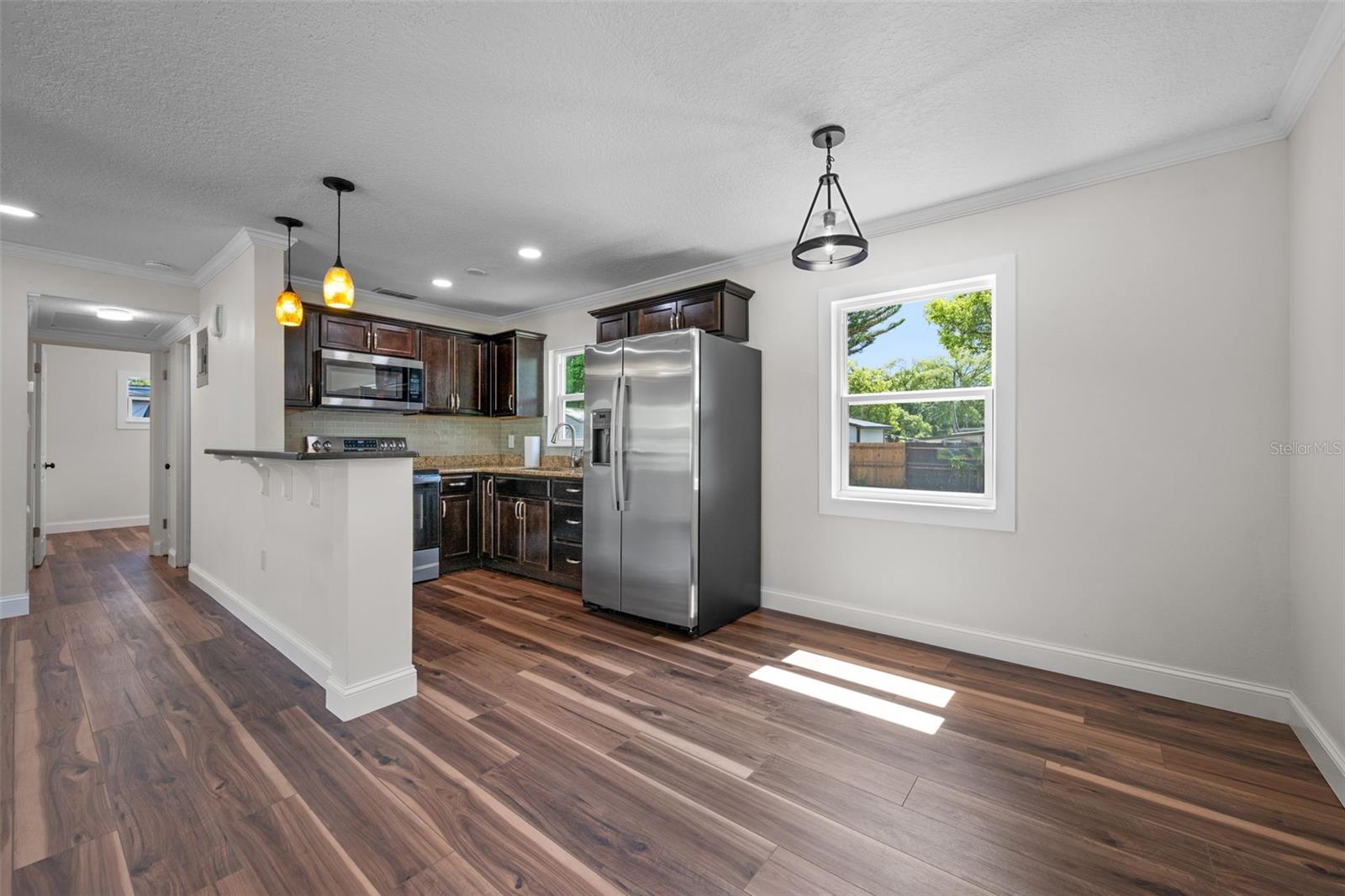Image 4 of 18 For 709 Suzette Drive